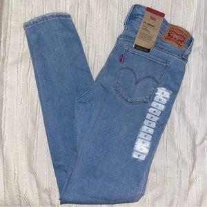LEVIS 711 SKINNY JEAN - NWT